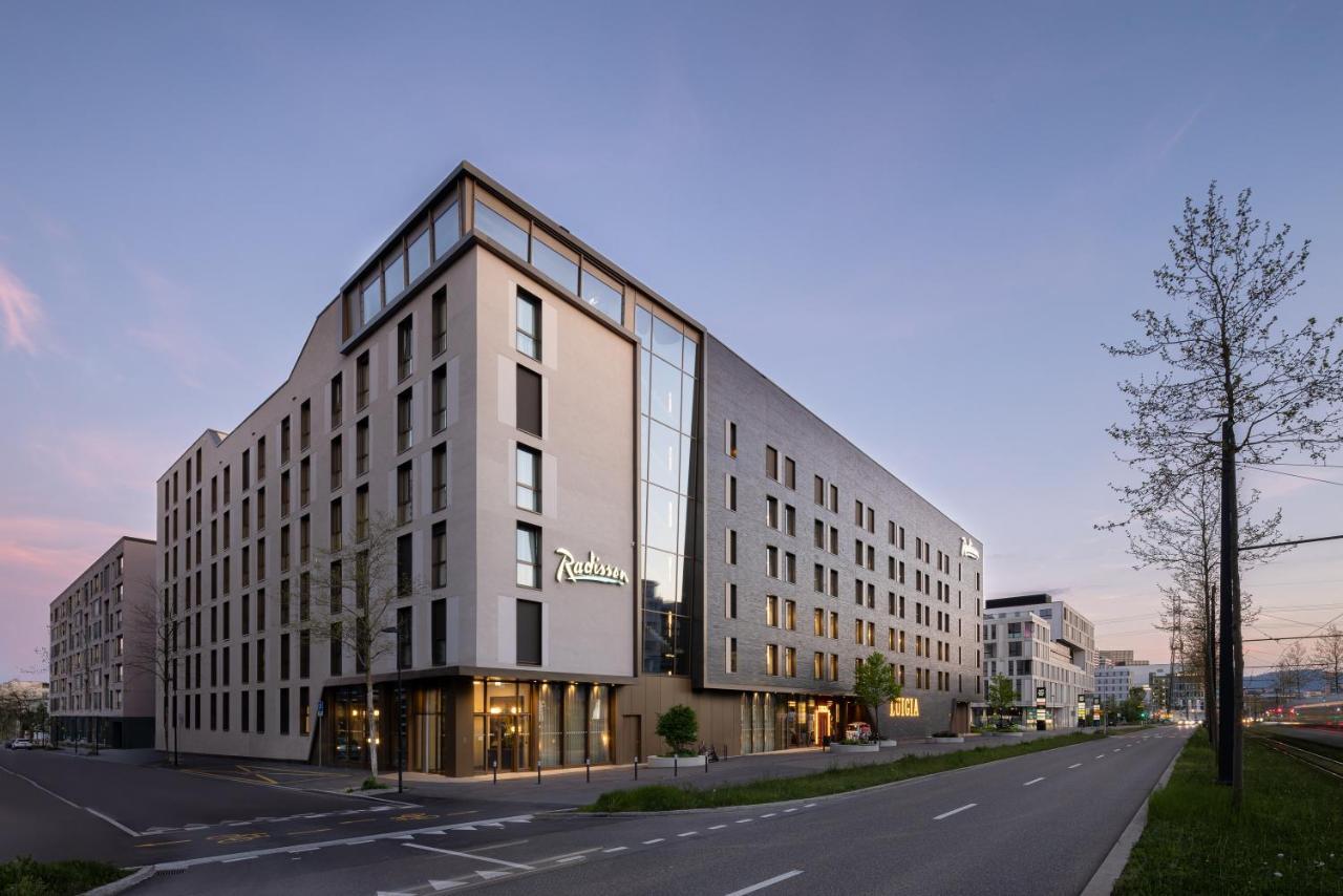 Radisson Hotel & Suites Zurich Opfikon-Glattbrugg Exterior foto